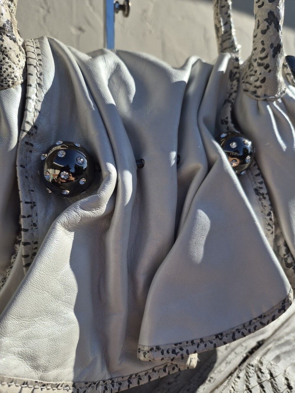 Betsey Johnson Vintage Pearl White Leather Hobo Bag - Picture 4 of 13